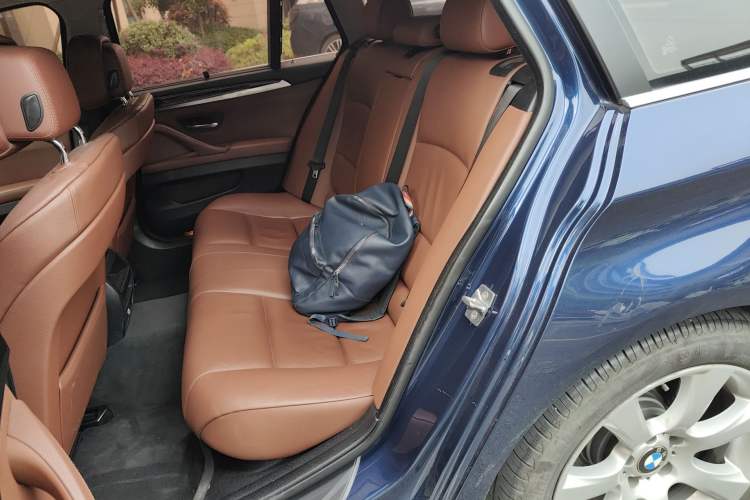 Used BMW 5 Series 2012 530i Sport Touring Left Rear Seat