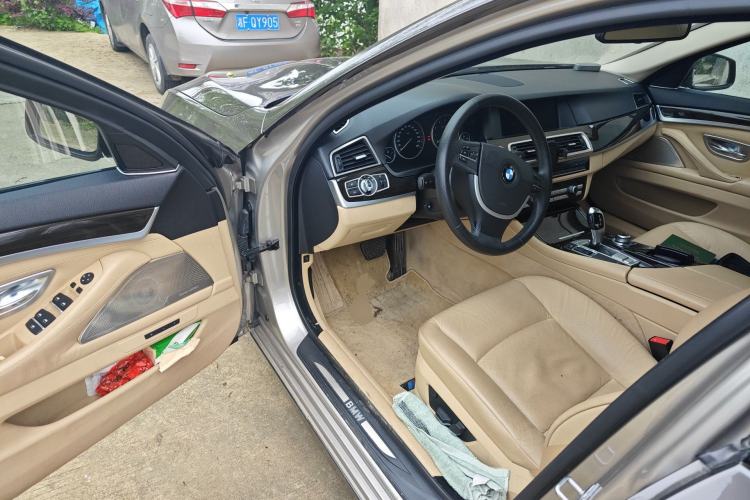 Used BMW 5 Series 2012 530Li Leading Model Driver Seat