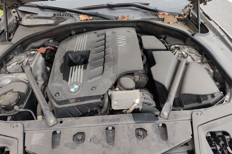 Used BMW 5 Series 2012 523Li Luxury Model Engine Bay