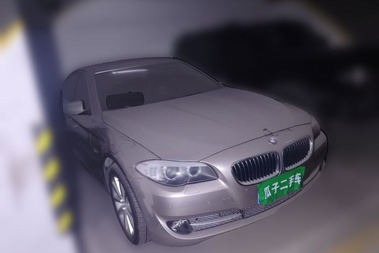 Used BMW 5 Series 2012 530Li Luxury Model Front Right 45 Deg
