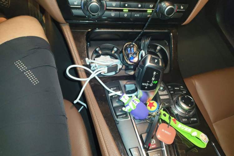 Used BMW 5 Series 2012 530i Sport Touring Gear Lever