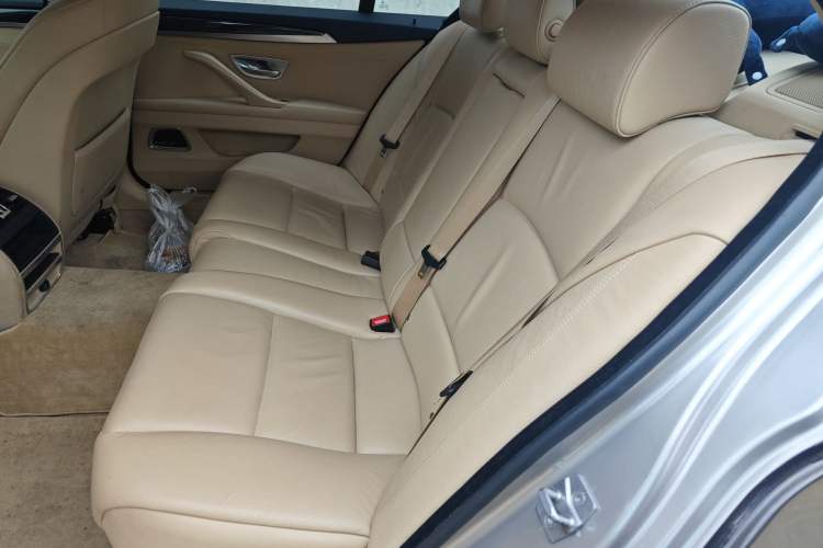 Used BMW 5 Series 2012 530Li Leading Model Left Rear Seat