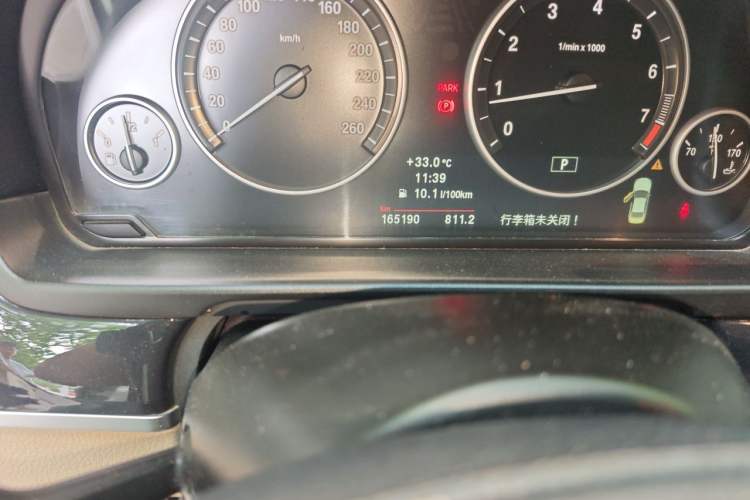 Used BMW 5 Series 2012 520Li Elegant Edition Odometer Close Up