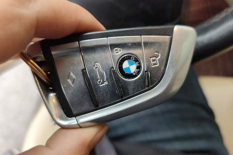 Used BMW 5 Series 2012 523Li Luxury Model Vehicle Key