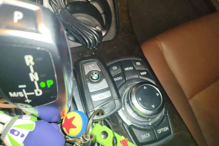 Used BMW 5 Series 2012 530i Sport Touring Vehicle Key