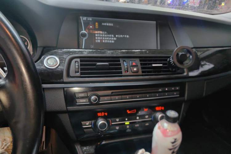 Used BMW 5 Series 2012 530i Sport Touring Audio And AC Panel