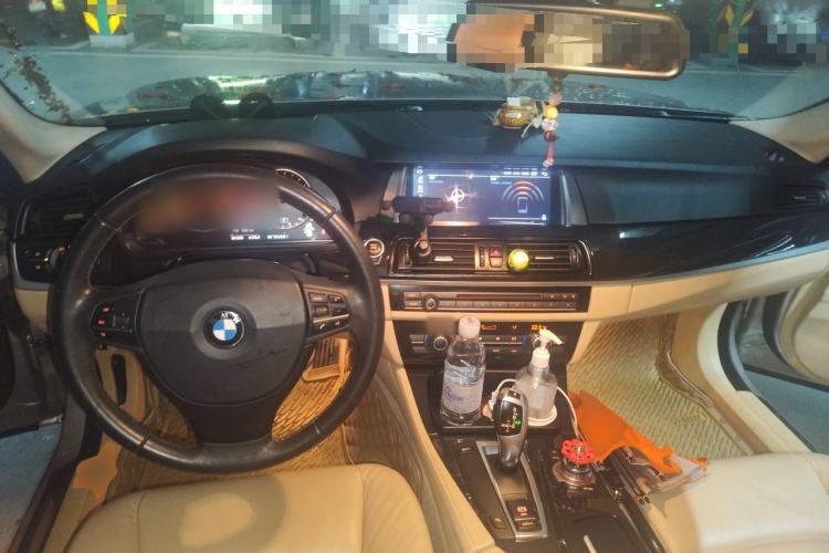 Used BMW 5 Series 2012 520Li Elegant Edition Center Console