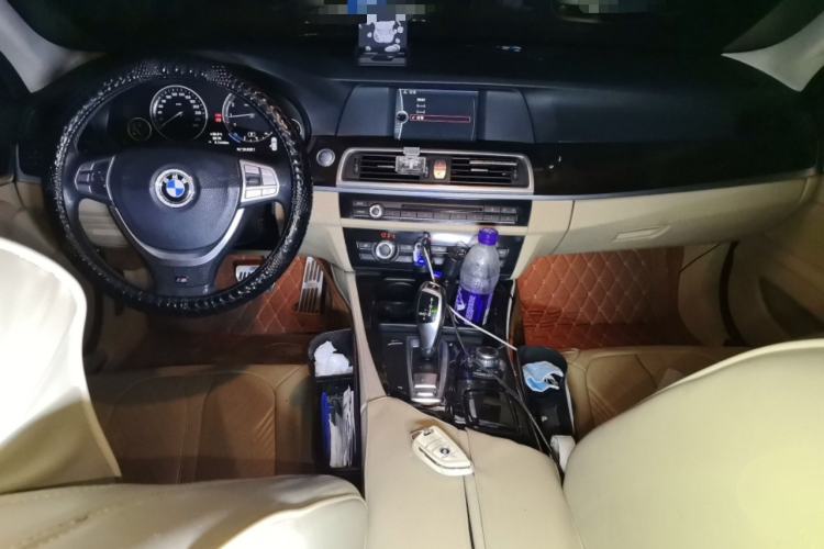 Used BMW 5 Series 2012 523Li Leading Model Center Console