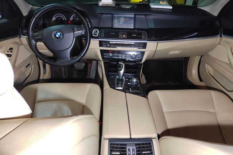 Used BMW 5 Series 2012 520Li Elegant Edition Center Console