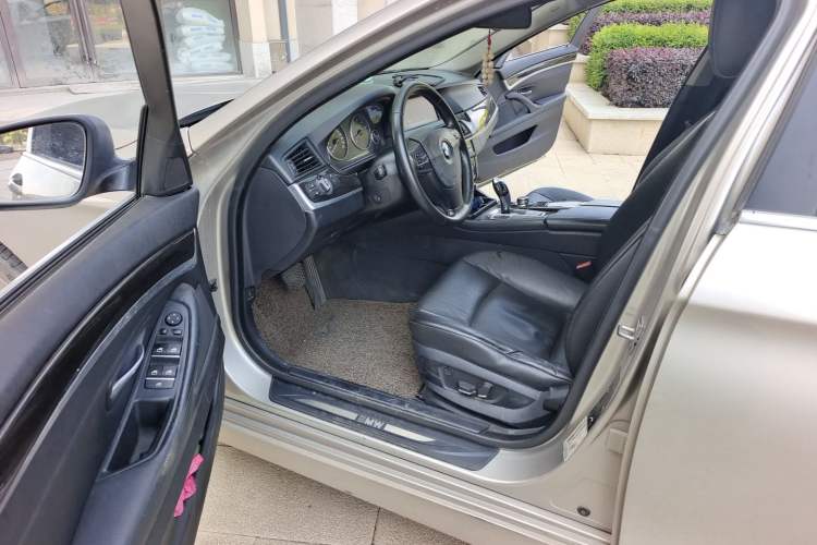 Used BMW 5 Series 2012 530Li Leading Model Driver Seat