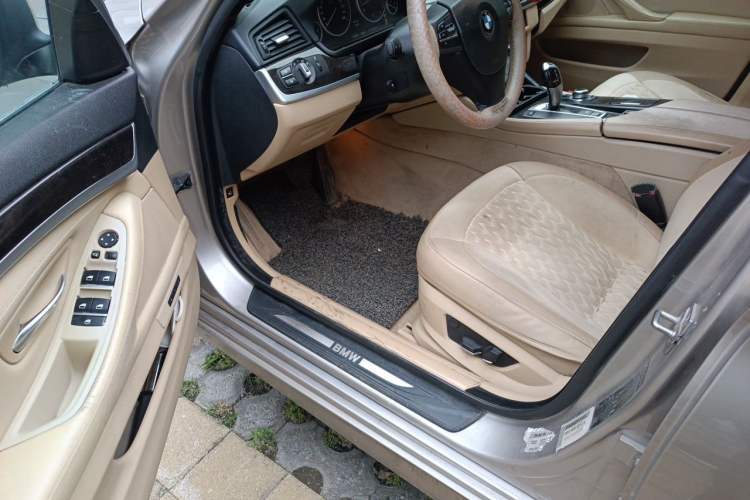 Used BMW 5 Series 2012 523Li Luxury Model Driver Seat