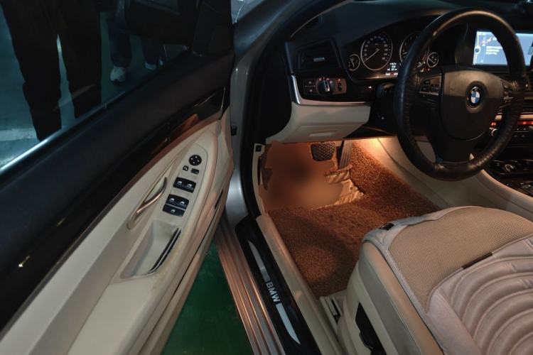 Used BMW 5 Series 2012 530Li Leading Model Driver Seat