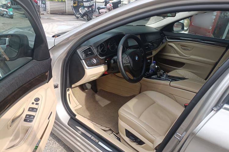 Used BMW 5 Series 2012 523Li Leading Model Driver Seat