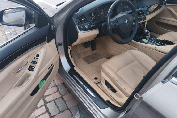 Used BMW 5 Series 2012 523Li Luxury Model Driver Seat