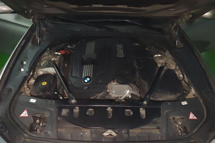 Used BMW 5 Series 2012 523Li Leading Model Engine Bay