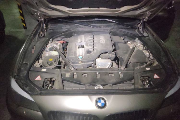 Used BMW 5 Series 2012 523Li Luxury Model Engine Bay