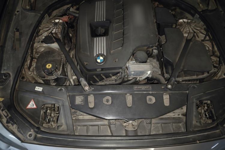 Used BMW 5 Series 2012 523Li Luxury Model Engine Bay