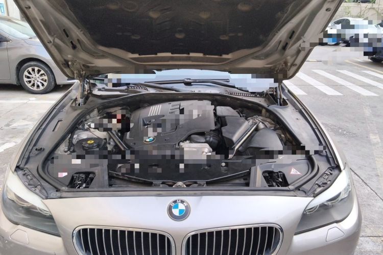 Used BMW 5 Series 2012 523Li Leading Model Engine Bay