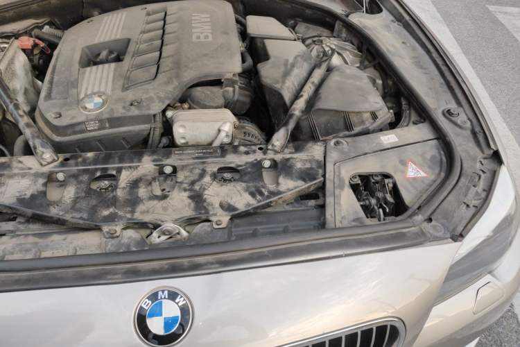 Used BMW 5 Series 2012 523Li Luxury Model Engine Bay Left