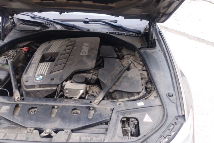 Used BMW 5 Series 2012 523Li Leading Model Engine Bay Left