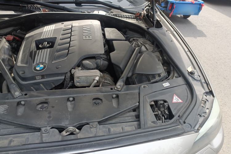 Used BMW 5 Series 2012 523Li Leading Model Engine Bay Left