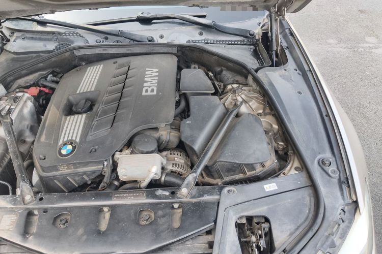 Used BMW 5 Series 2012 523Li Luxury Model Engine Bay Left
