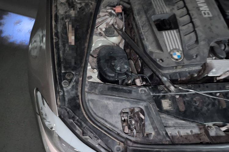 Used BMW 5 Series 2012 523Li Leading Model Engine Bay Right