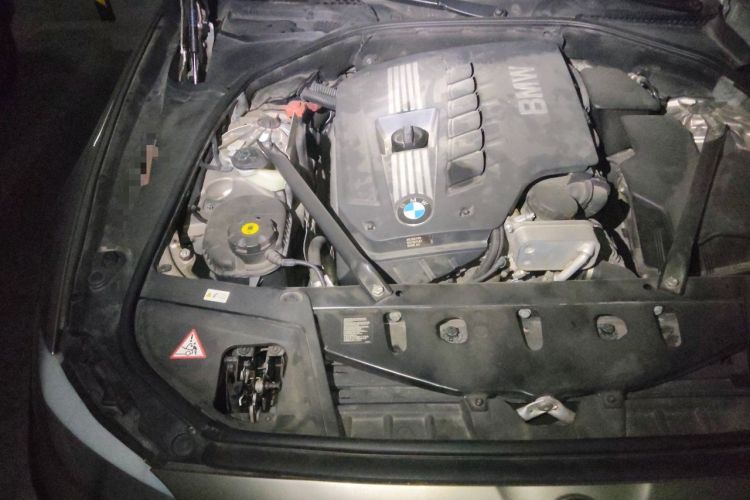 Used BMW 5 Series 2012 523Li Luxury Model Engine Bay Right
