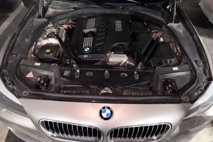 Used BMW 5 Series 2012 530Li Leading Model Engine Bay