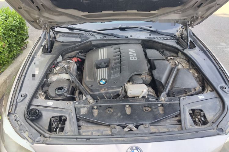 Used BMW 5 Series 2012 523Li Luxury Model Engine Bay