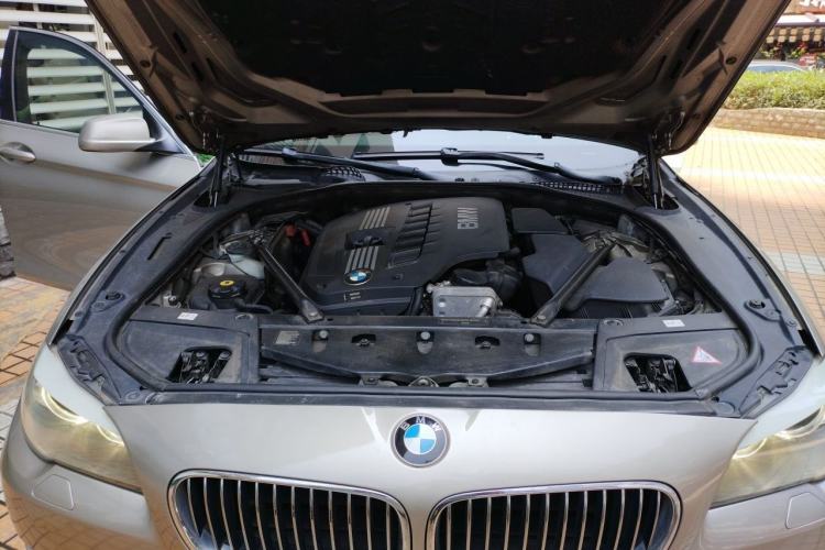 Used BMW 5 Series 2012 523Li Luxury Model Engine Bay
