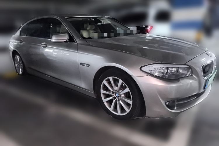Used BMW 5 Series 2012 530Li Leading Model Front Right 45 Deg