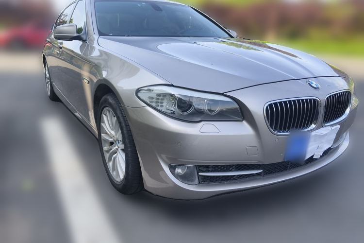 Used BMW 5 Series 2012 523Li Luxury Model Front Right 45 Deg
