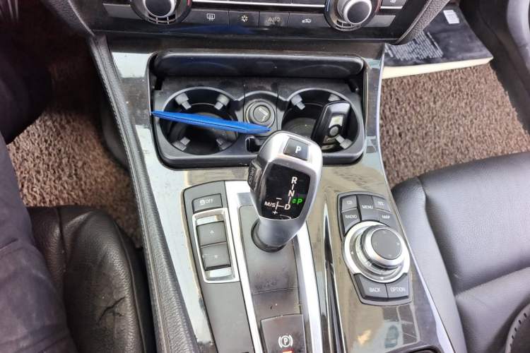 Used BMW 5 Series 2012 530Li Leading Model Gear Lever