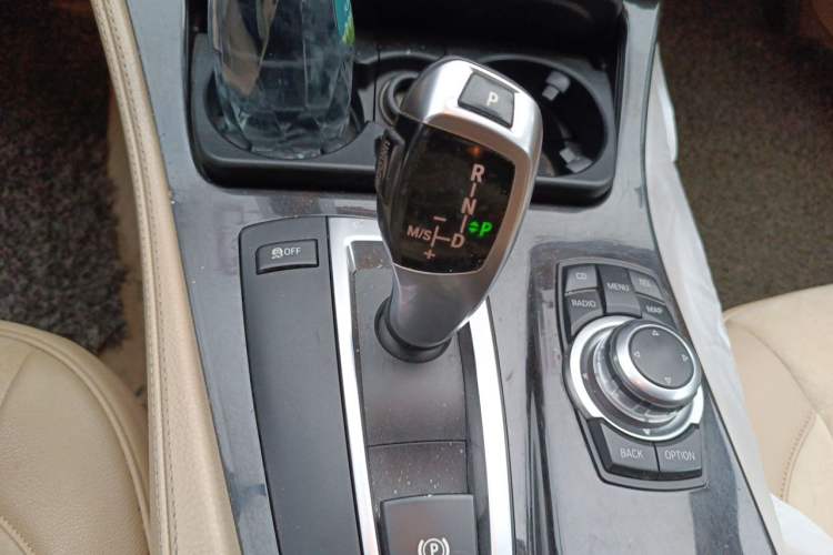 Used BMW 5 Series 2012 523Li Luxury Model Gear Lever