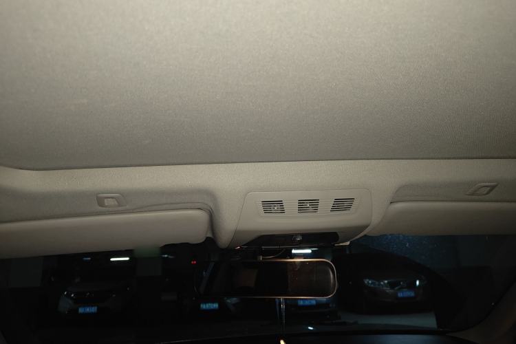 Used BMW 5 Series 2012 523Li Luxury Model Headliner