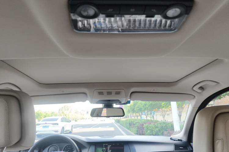 Used BMW 5 Series 2012 523Li Luxury Model Headliner