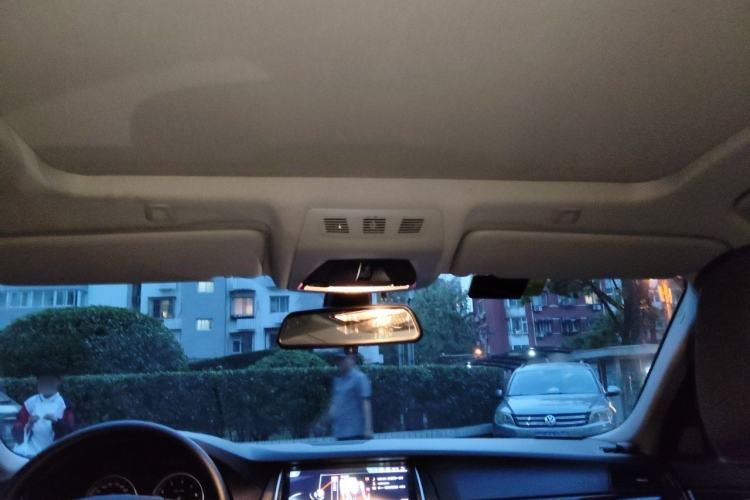 Used BMW 5 Series 2012 520Li Elegant Edition Headliner