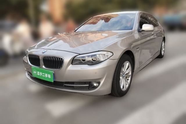 Ojetý BMW 5 Series 2012 523Li Luxury Model