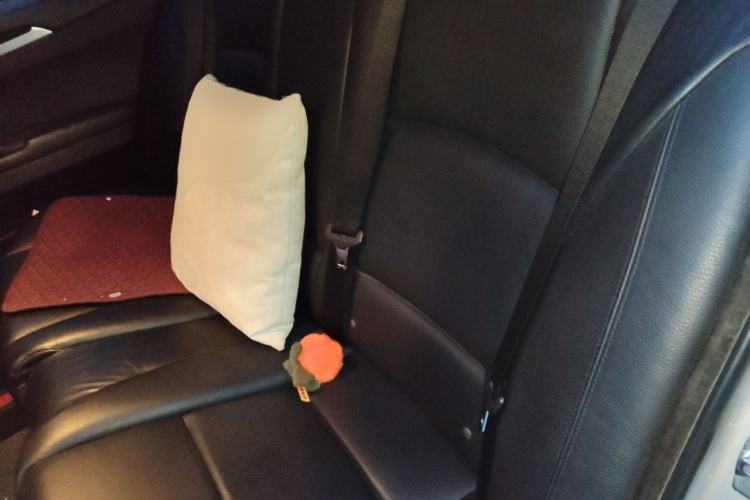 Used BMW 5 Series 2012 520Li Elegant Edition Left Rear Seat