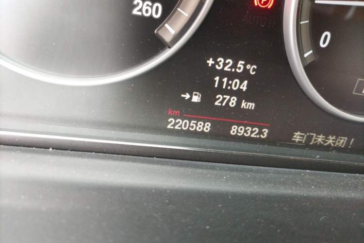 Used BMW 5 Series 2012 523Li Luxury Model Odometer Close Up