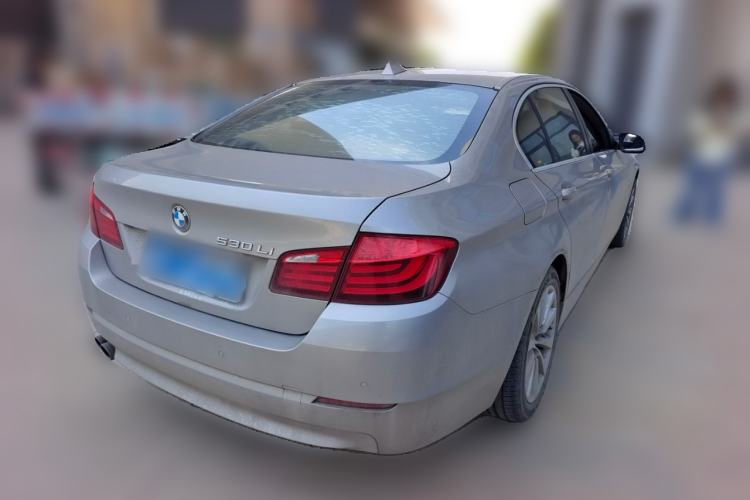 Used BMW 5 Series 2012 530Li Leading Model Rear Right 45 Deg