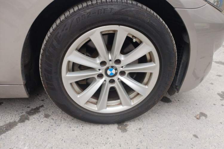 Used BMW 5 Series 2012 523Li Leading Model Right Front Wheel Hub