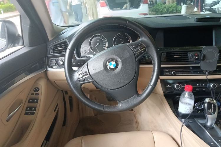 Used BMW 5 Series 2012 523Li Luxury Model Steering Wheel