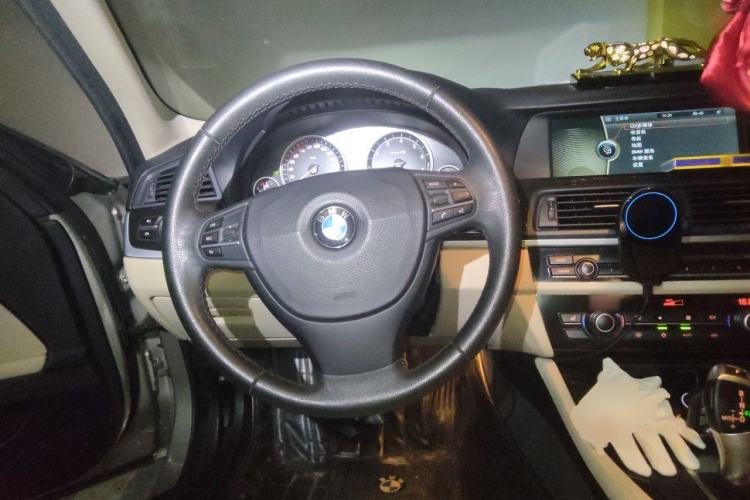 Used BMW 5 Series 2012 523Li Luxury Model Steering Wheel