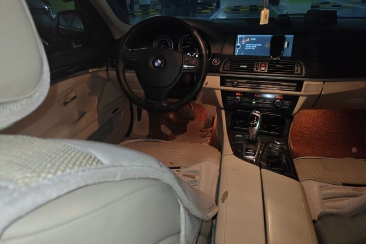 Used BMW 5 Series 2012 530Li Leading Model Steering Wheel