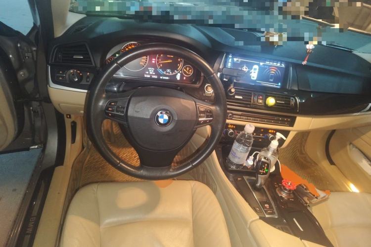 Used BMW 5 Series 2012 520Li Elegant Edition Steering Wheel
