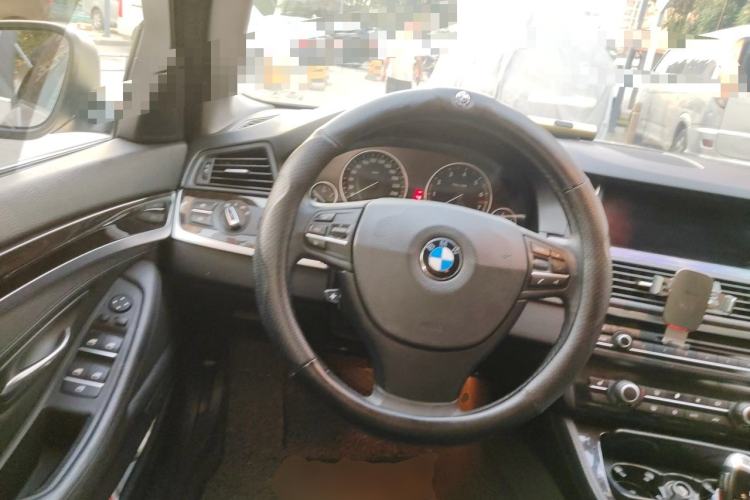 Used BMW 5 Series 2012 523Li Luxury Model Steering Wheel