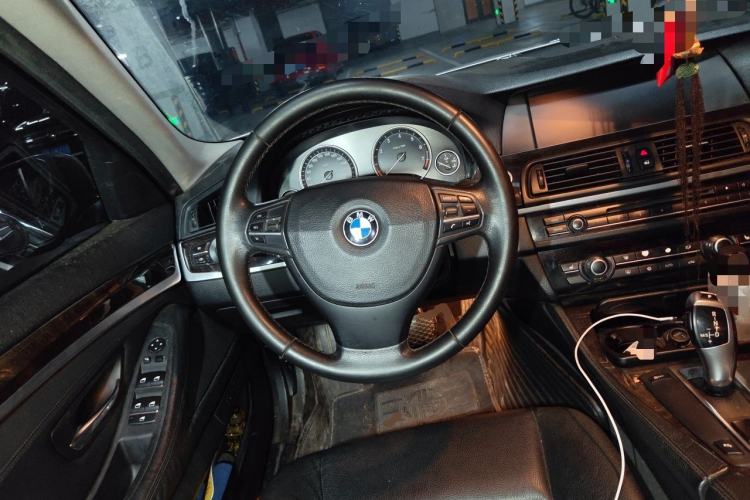 Used BMW 5 Series 2012 523Li Leading Model Steering Wheel