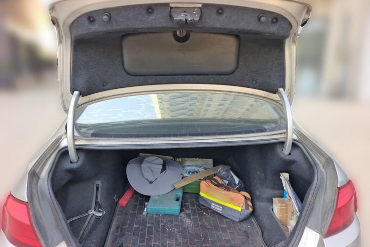 Used BMW 5 Series 2012 530Li Leading Model Trunk